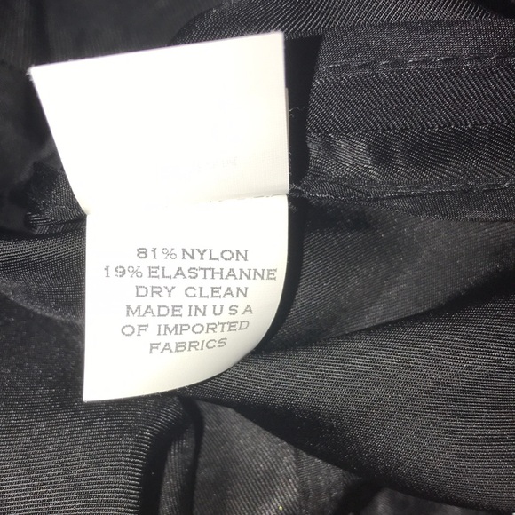 Marc Jacobs Skirt w/Ruffle, Black, Size 4 - Picture 14 of 14